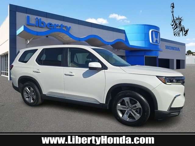 2023 Honda Pilot EX-L 7 Passenger AWD photo