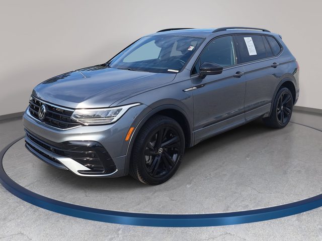 2023 Volkswagen Tiguan SE R-Line Black FWD photo