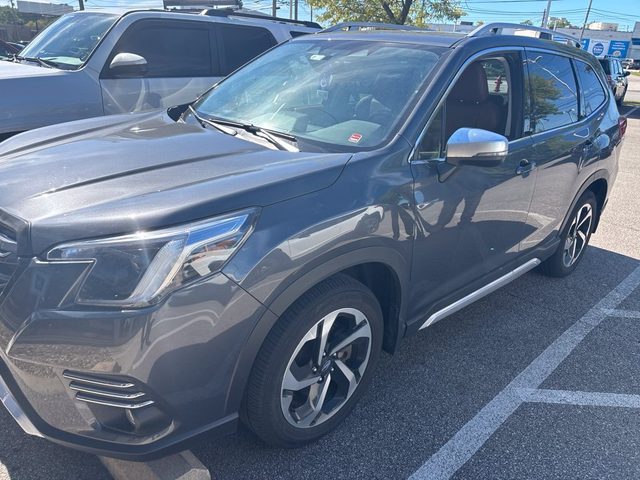 2023 Subaru Forester Touring AWD photo