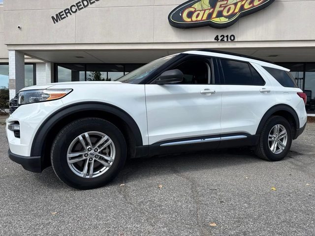2023 Ford Explorer XLT RWD photo