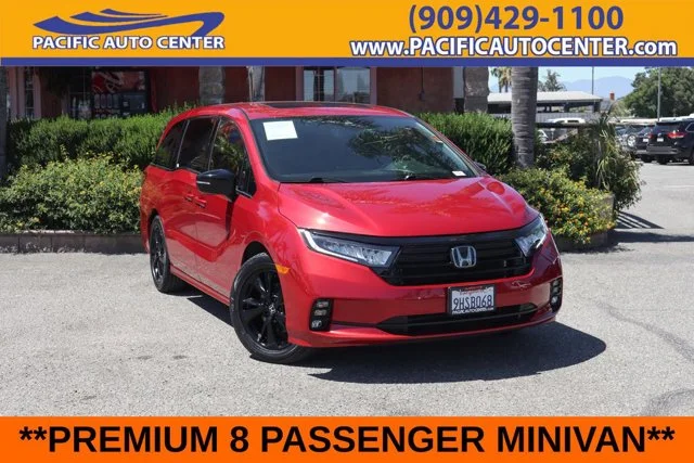 2023 Honda Odyssey Sport FWD photo