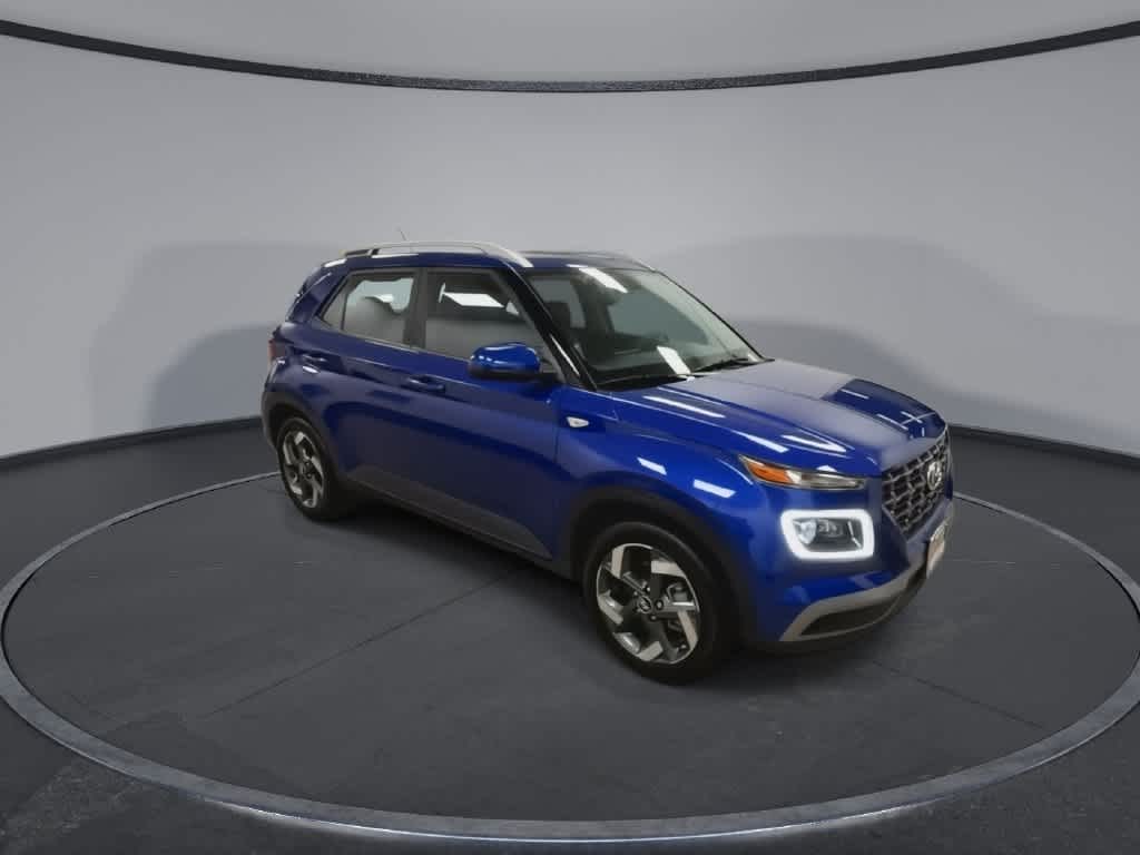 2023 Hyundai Venue Limited FWD photo