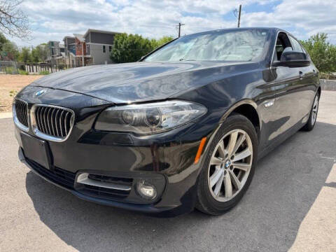 2015 BMW 5 Series 528i RWD photo