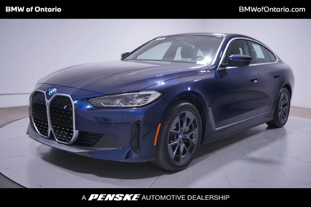 2023 BMW i4 eDrive35 RWD photo