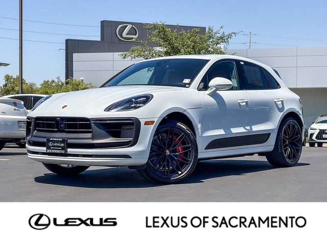 2023 Porsche Macan GTS AWD photo