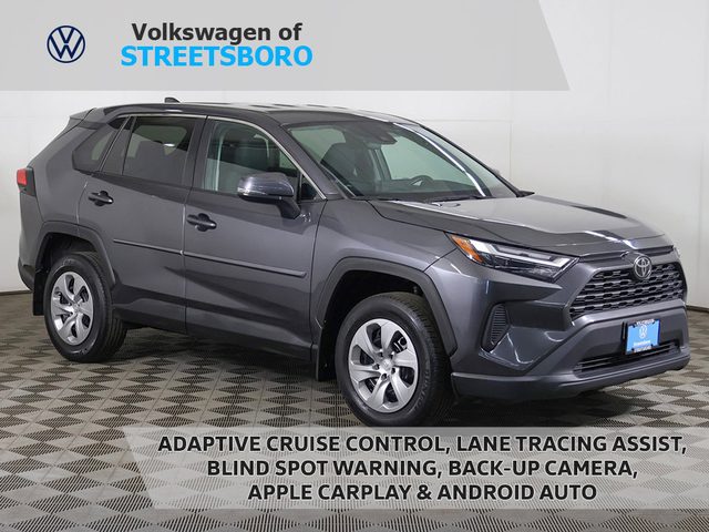 2023 Toyota RAV4 LE AWD photo