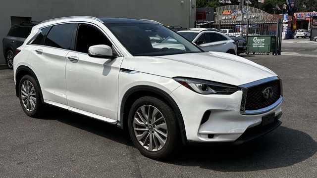 2023 Infiniti QX50 LUXE AWD photo