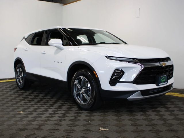2023 Chevrolet Blazer LT AWD photo