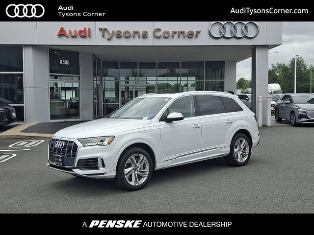 2023 Audi Q7 Premium AWD photo