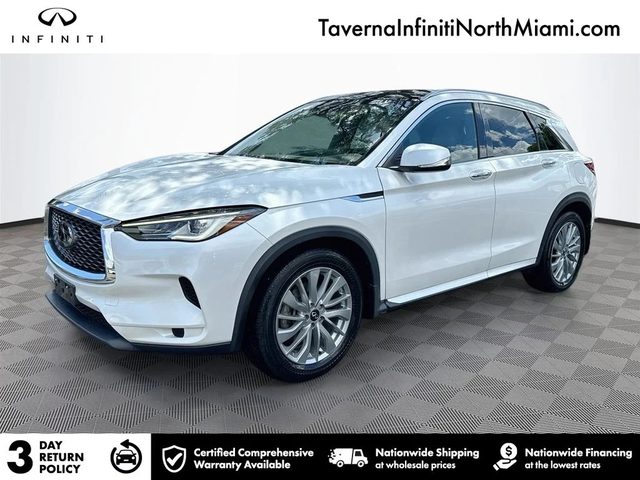 2023 Infiniti QX50 LUXE AWD photo