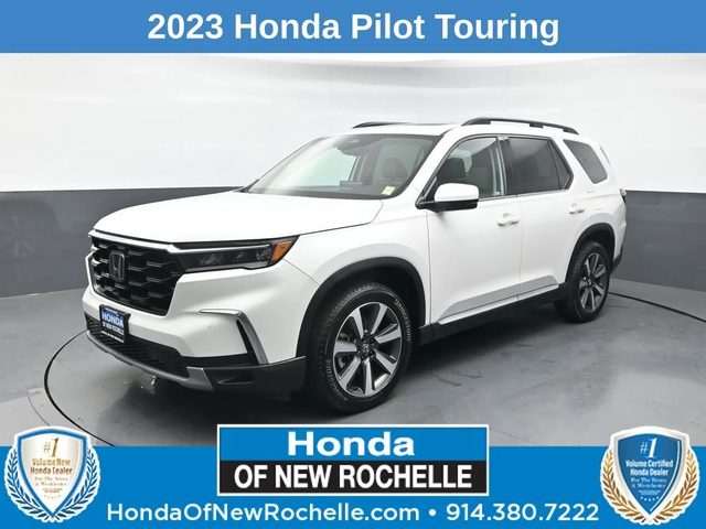 2023 Honda Pilot Touring AWD photo