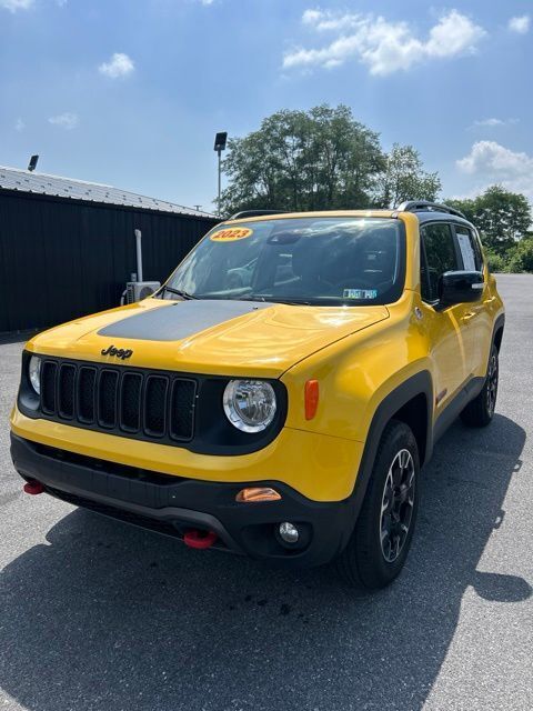 2023 Jeep Renegade Trailhawk 4WD photo