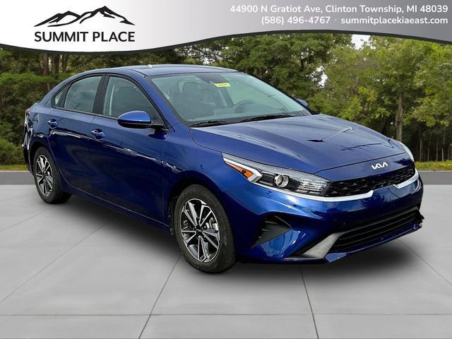 2023 Kia Forte LXS FWD photo