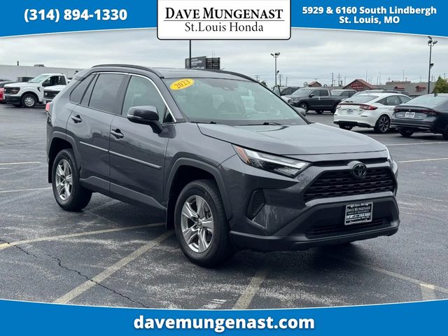 2023 Toyota RAV4 XLE AWD photo