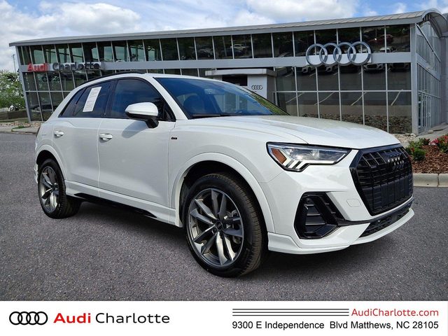 2023 Audi Q3 S line Premium AWD photo