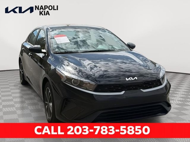 2023 Kia Forte LXS FWD photo