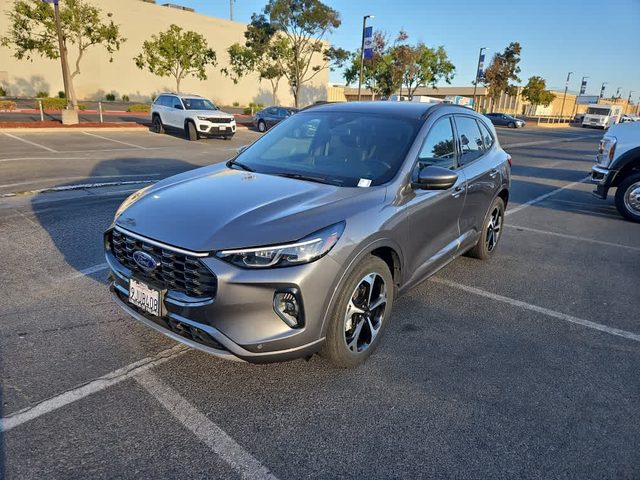 2023 Ford Escape ST-Line Elite AWD photo
