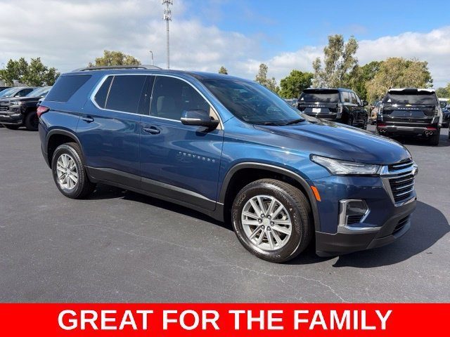2023 Chevrolet Traverse LT Cloth FWD photo