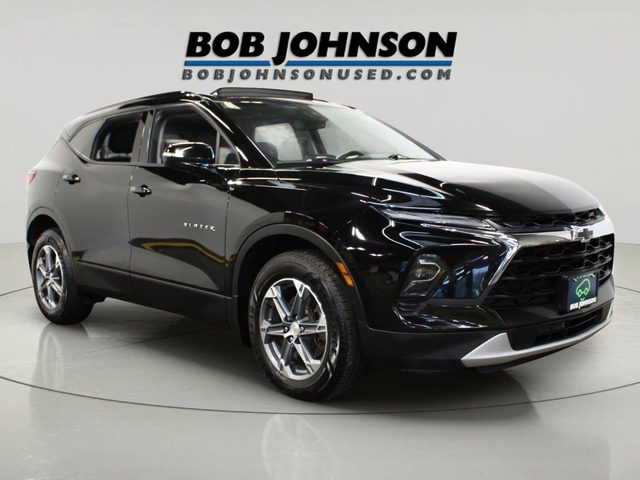 2023 Chevrolet Blazer LT AWD photo