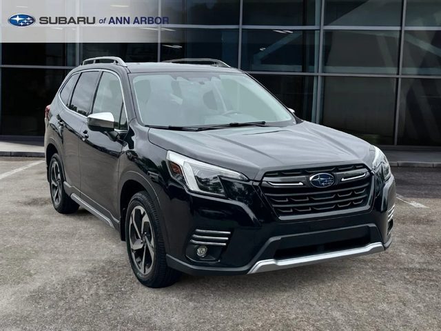 2023 Subaru Forester Touring AWD photo