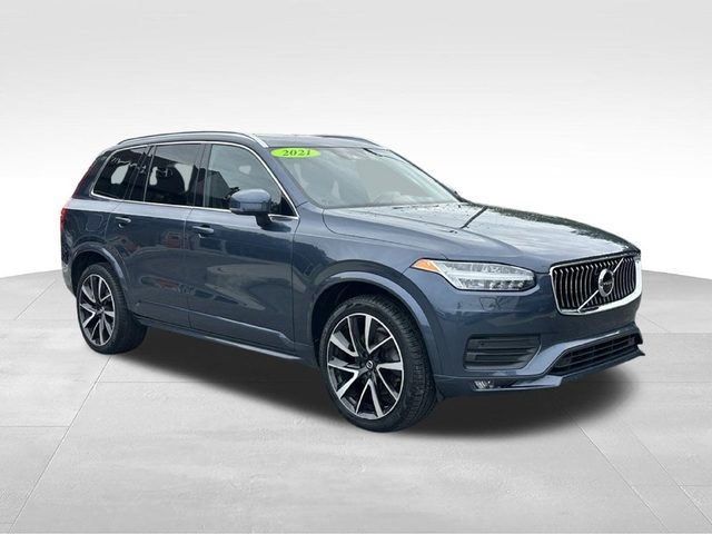 2021 Volvo XC90 Momentum AWD photo