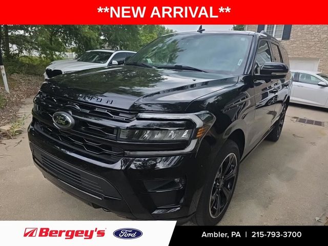 2023 Ford Expedition Limited 4WD photo