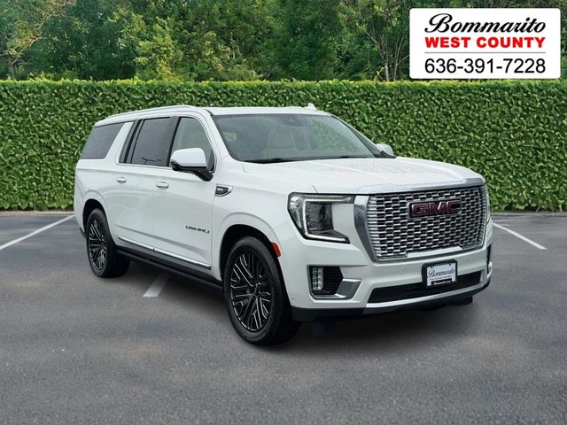 2023 GMC Yukon XL Denali 4WD photo
