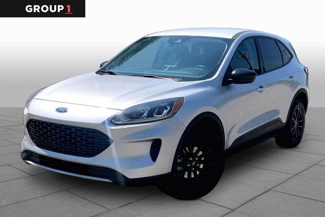 2020 Ford Escape SE Sport Hybrid AWD photo