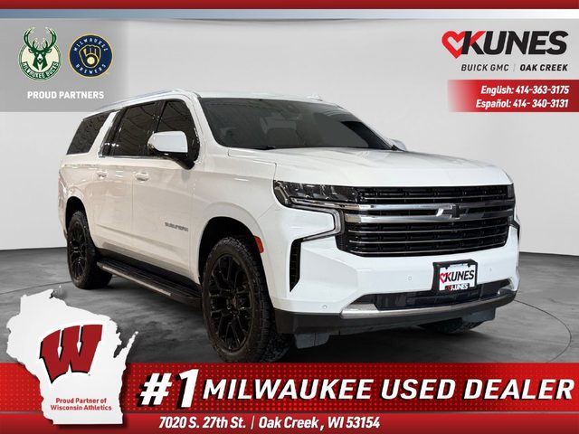 2022 Chevrolet Suburban LT 4WD photo