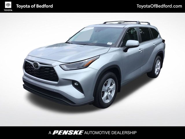 2023 Toyota Highlander LE AWD photo