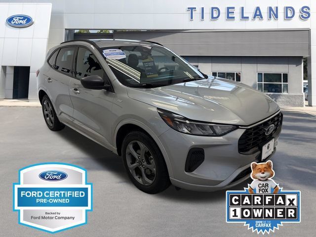 2023 Ford Escape ST-Line AWD photo