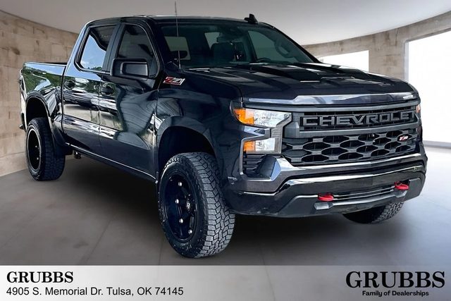 2023 Chevrolet Silverado 1500 Custom Trail Boss 4WD photo