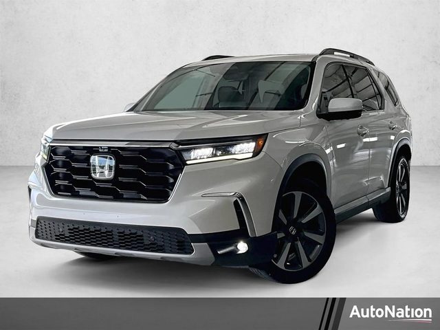 2023 Honda Pilot Elite AWD photo