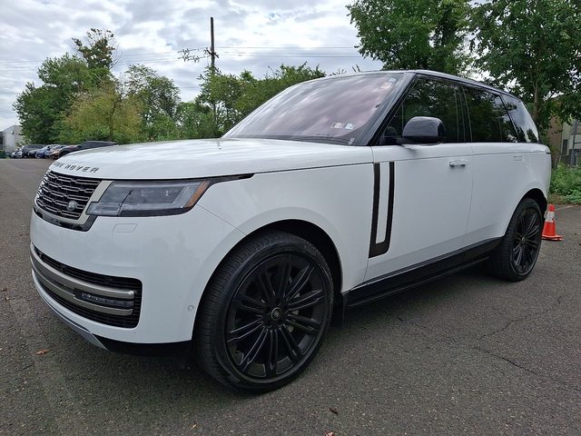 2023 Land Rover Range Rover SE AWD photo