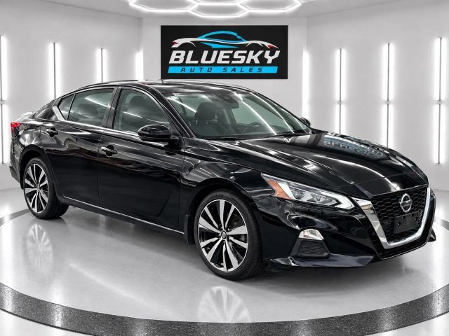 2021 Nissan Altima 2.5 SR AWD photo