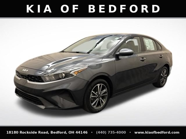 2023 Kia Forte LXS FWD photo
