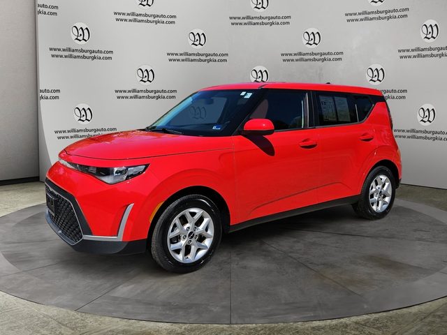2023 Kia Soul LX FWD photo