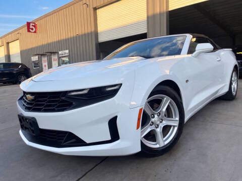 2020 Chevrolet Camaro 1LT RWD photo