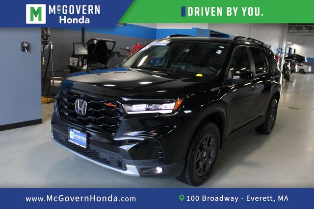 2023 Honda Pilot TrailSport AWD photo
