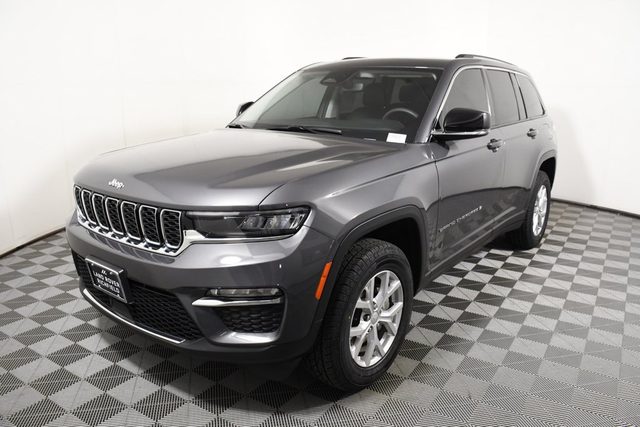 2023 Jeep Grand Cherokee Limited 4WD photo