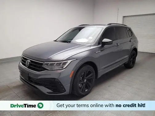 2023 Volkswagen Tiguan SE R-Line Black FWD photo