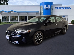 2023 Nissan Maxima SV FWD photo