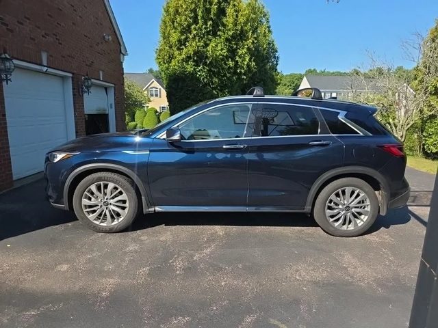 2023 Infiniti QX50 LUXE AWD photo
