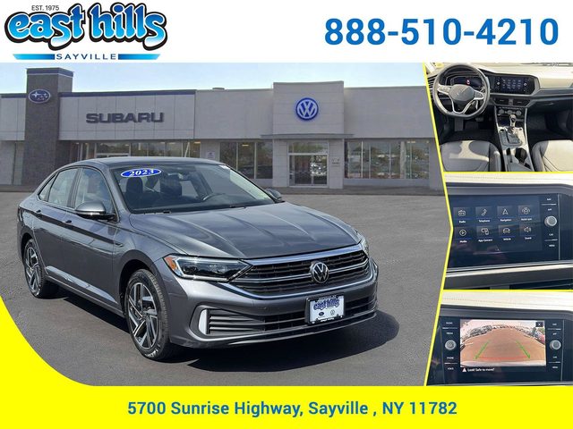 2023 Volkswagen Jetta SEL FWD photo