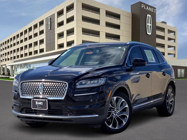 2023 Lincoln Nautilus Reserve AWD photo