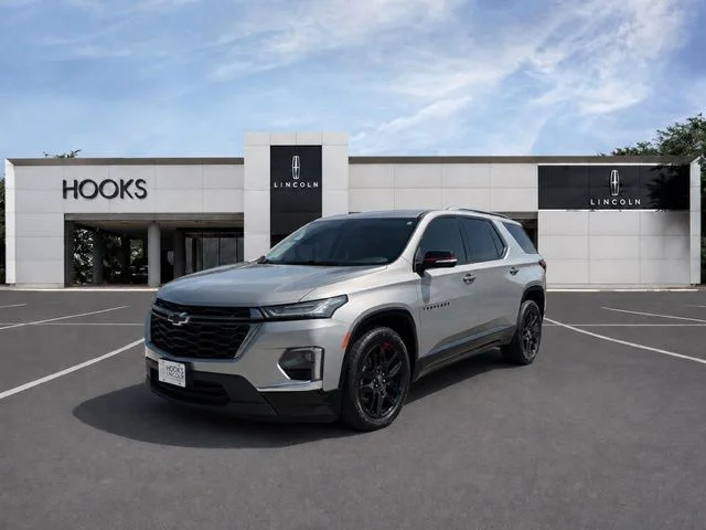 2023 Chevrolet Traverse Premier FWD photo