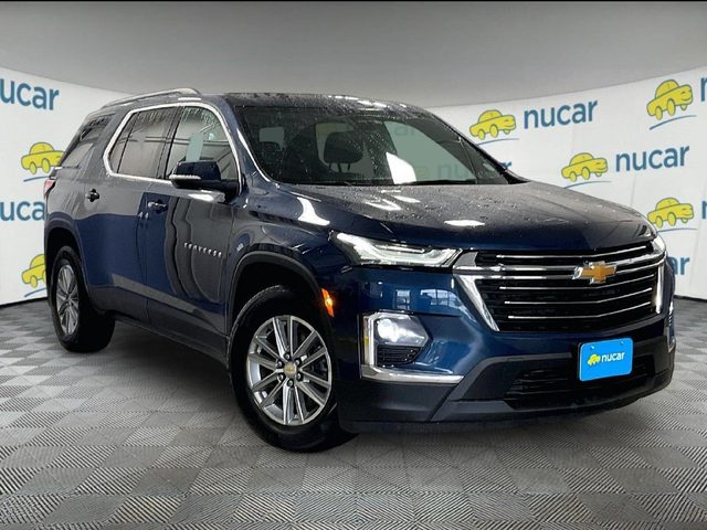 2023 Chevrolet Traverse LT Cloth AWD photo