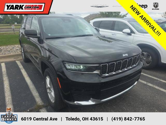 2023 Jeep Grand Cherokee L Laredo 4WD photo