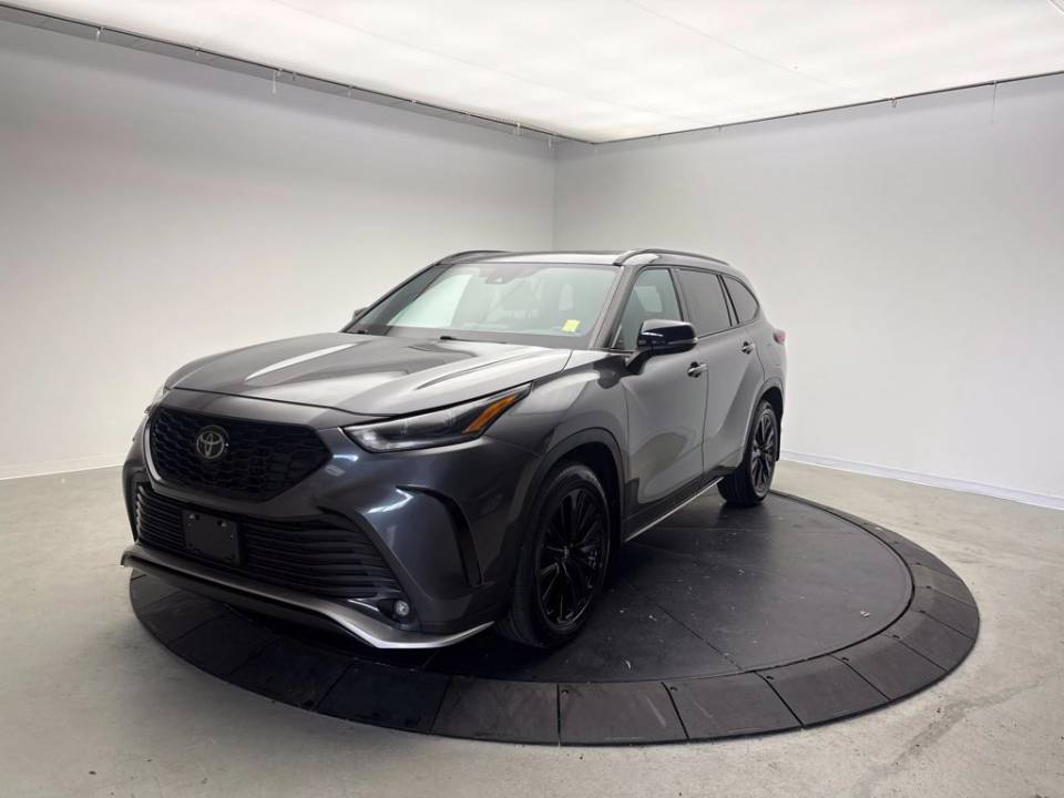 2023 Toyota Highlander XSE AWD photo