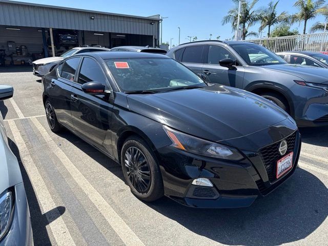2022 Nissan Altima 2.5 S FWD photo